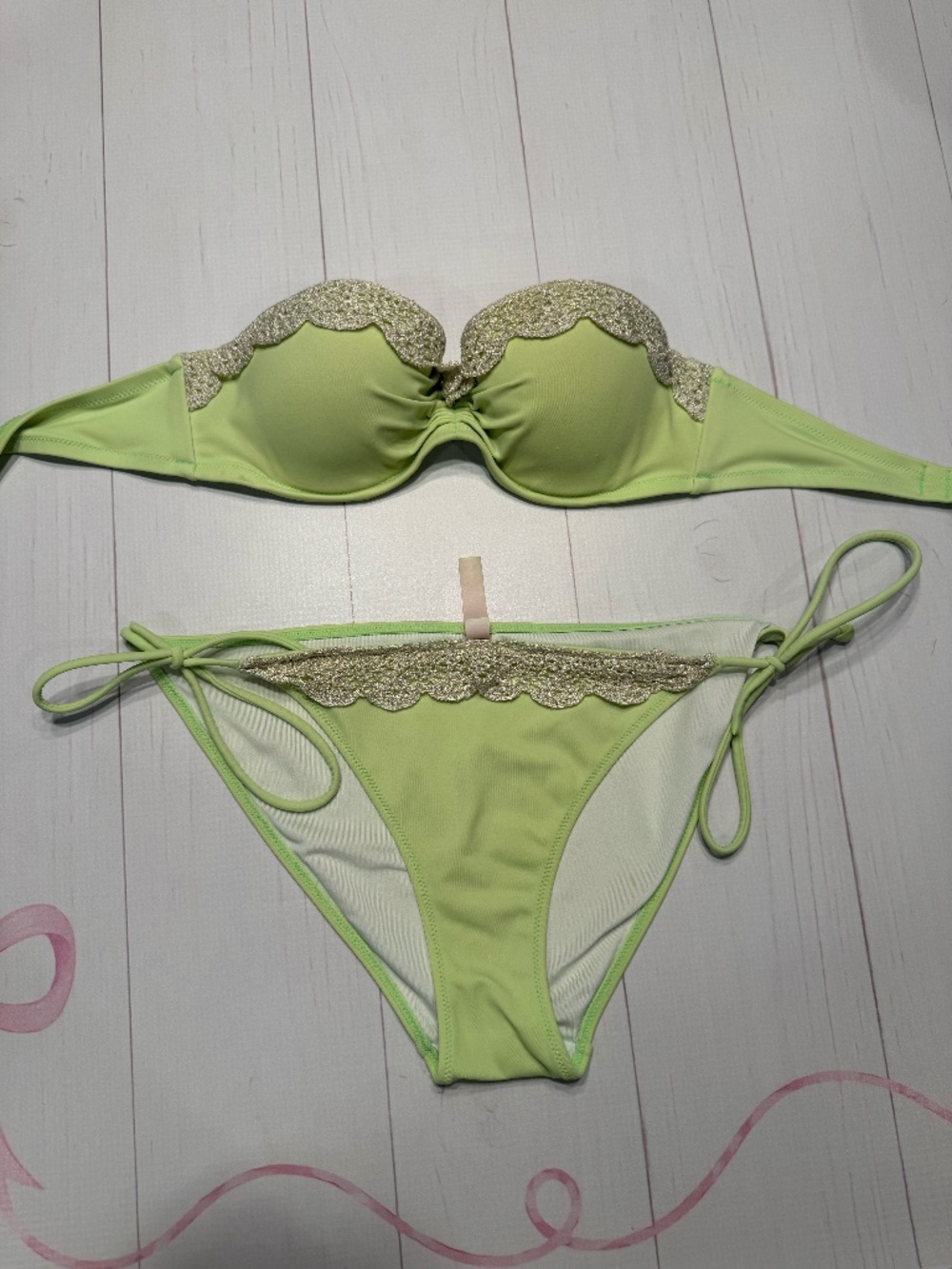 Victoria's Secret Lime Green Bikini Size 34B Top /Medium Bottoms